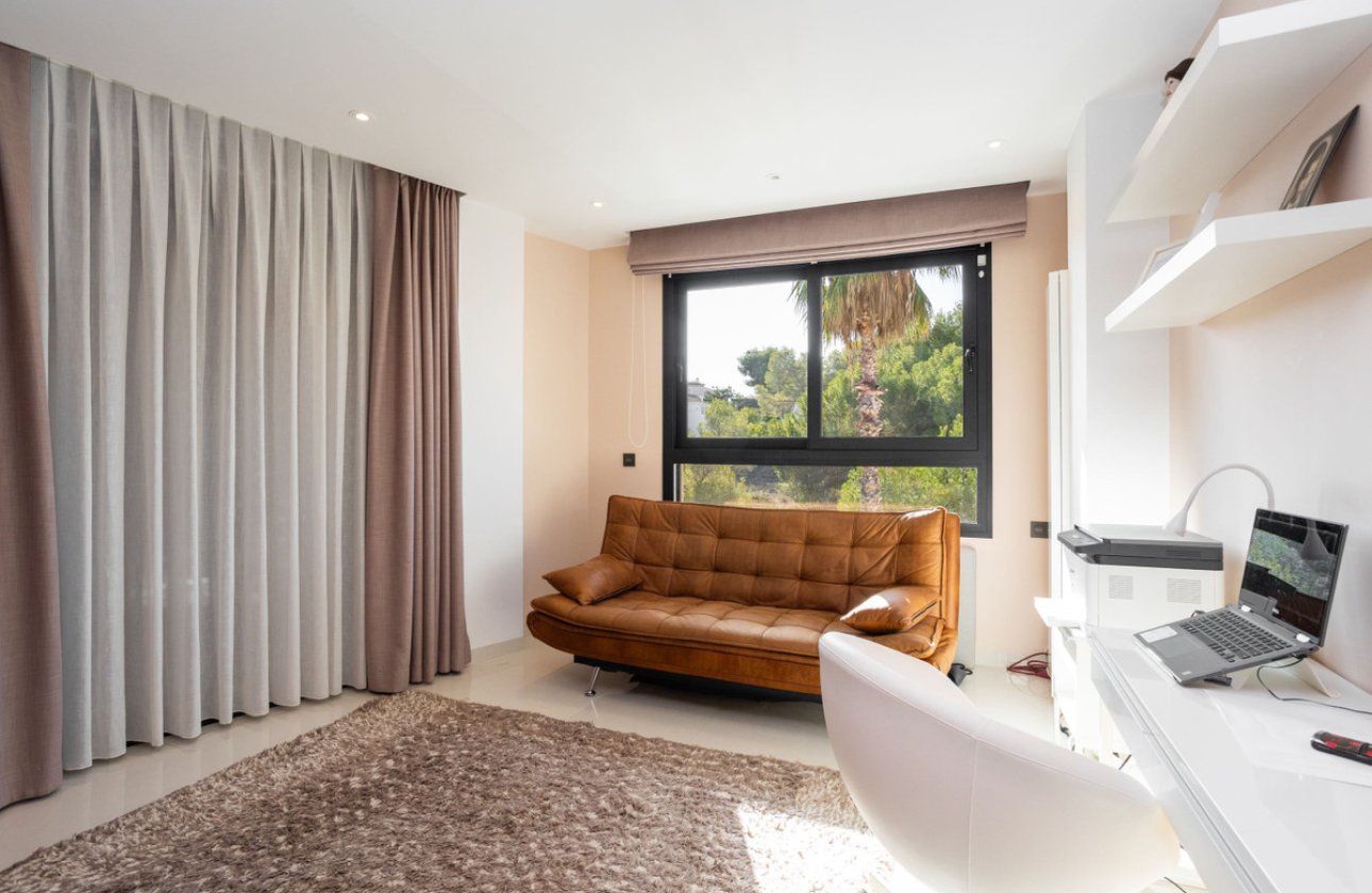 Reventa - Villa -
Orihuela - Villamartin