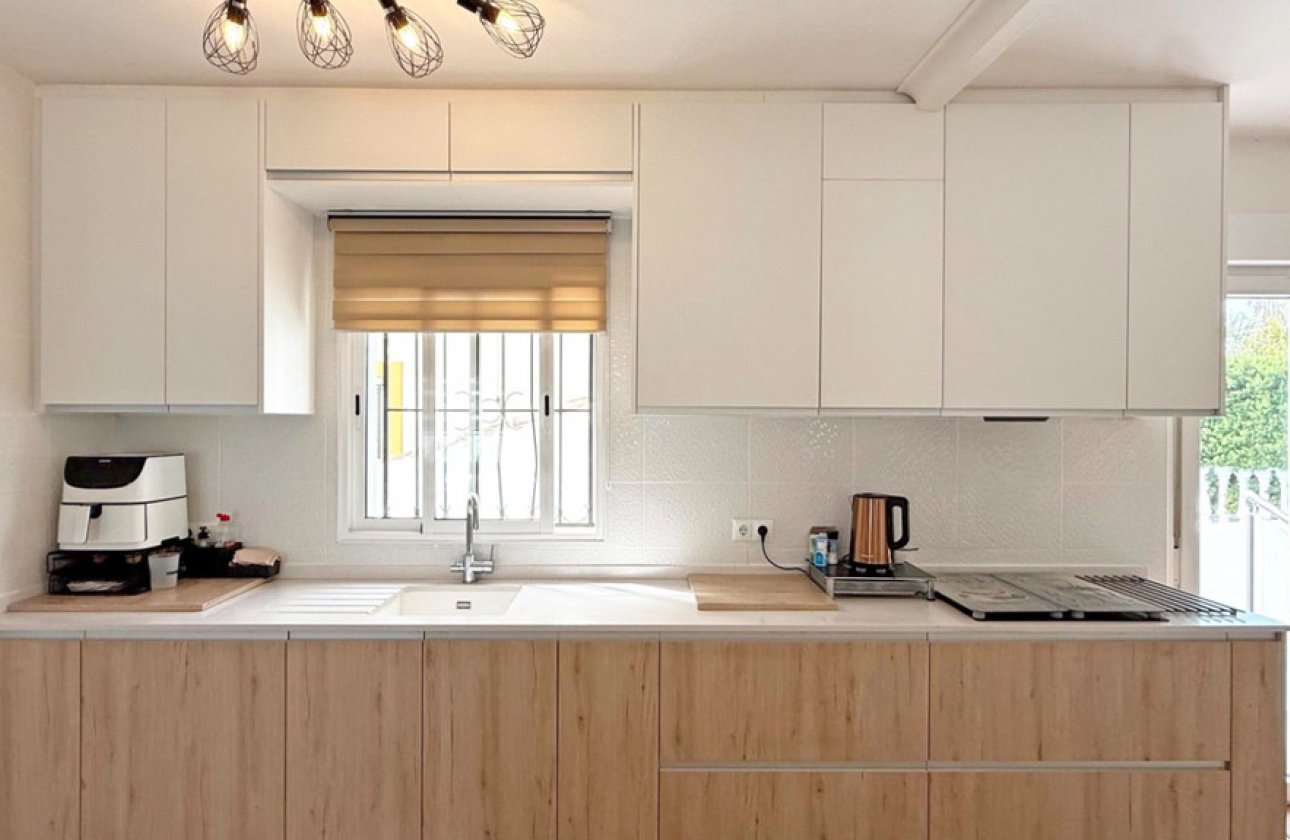 Reventa - Villa -
Orihuela - Villamartin