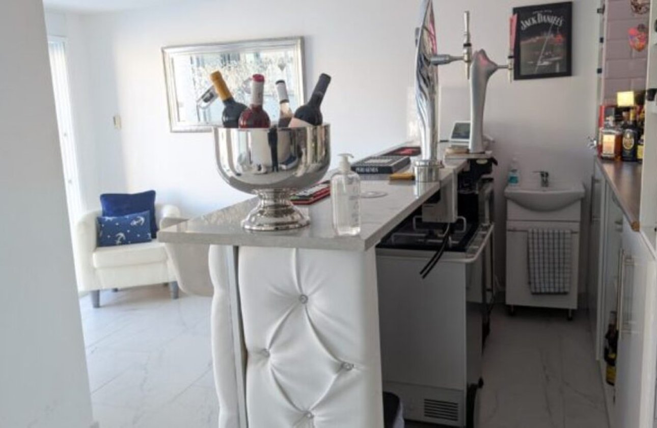 Reventa - Villa -
Orihuela - Villamartin