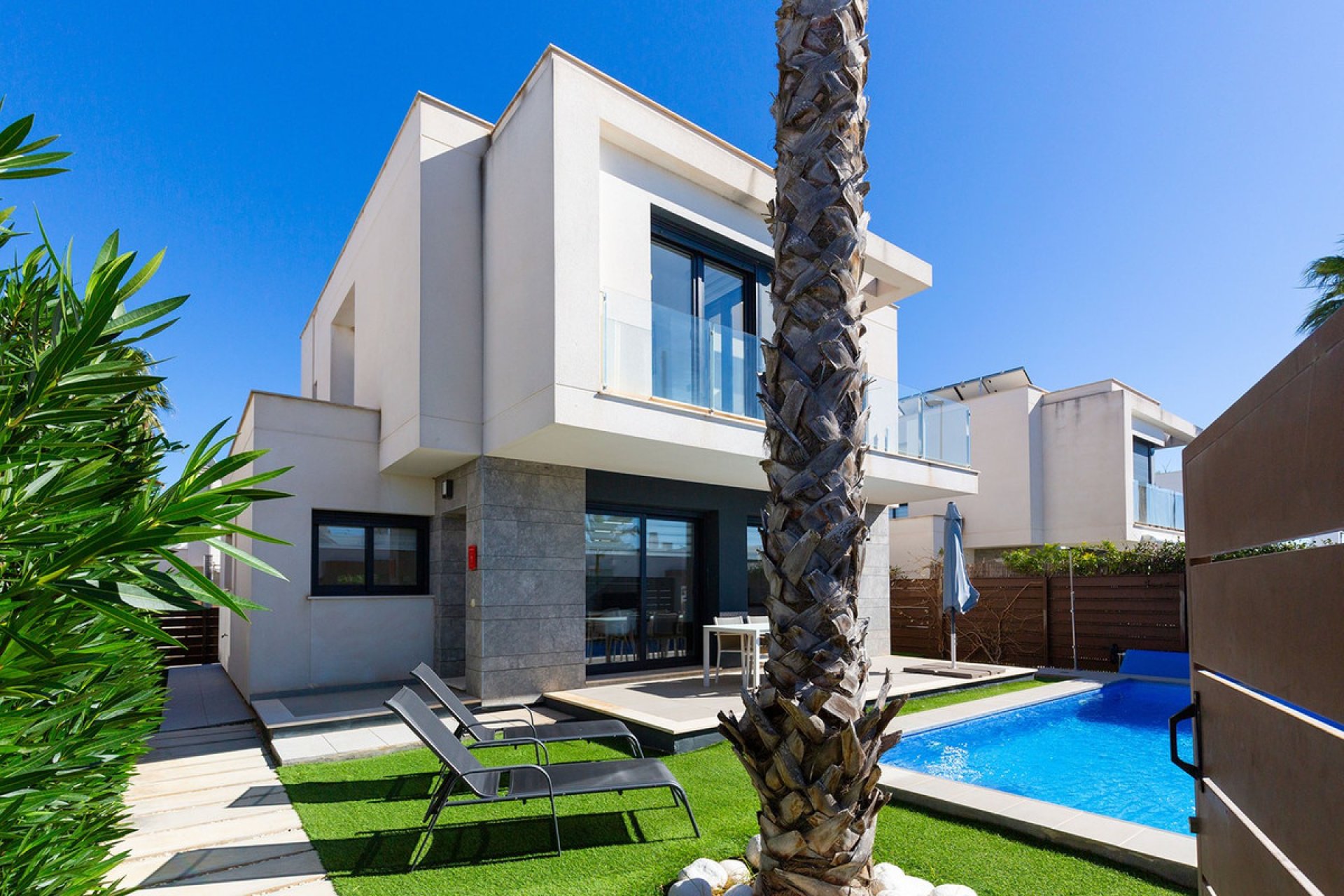 Reventa - Villa -
Orihuela - Vistabella Golf