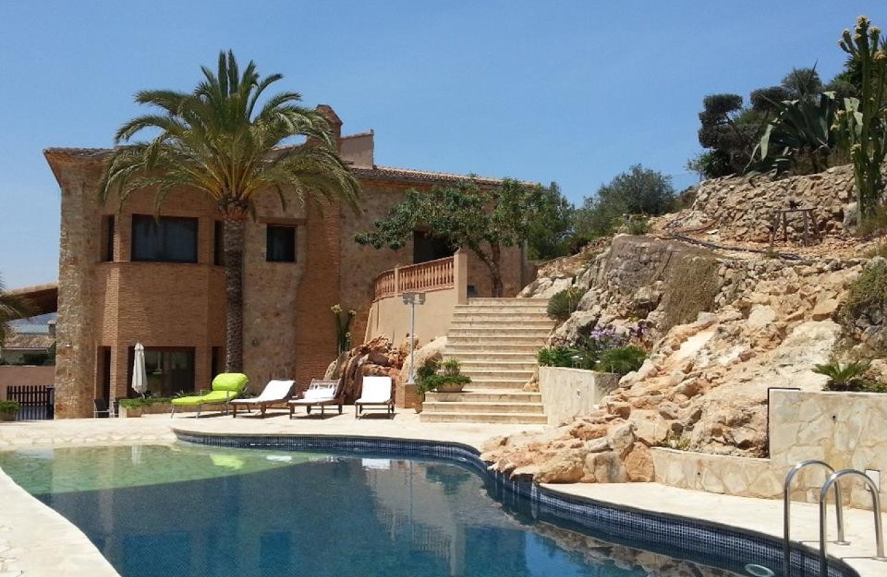 Reventa - Villa -
Pedreguer - Pedreguer Centro