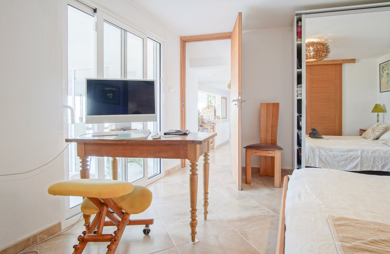 Reventa - Villa -
Pego - Pego Centro