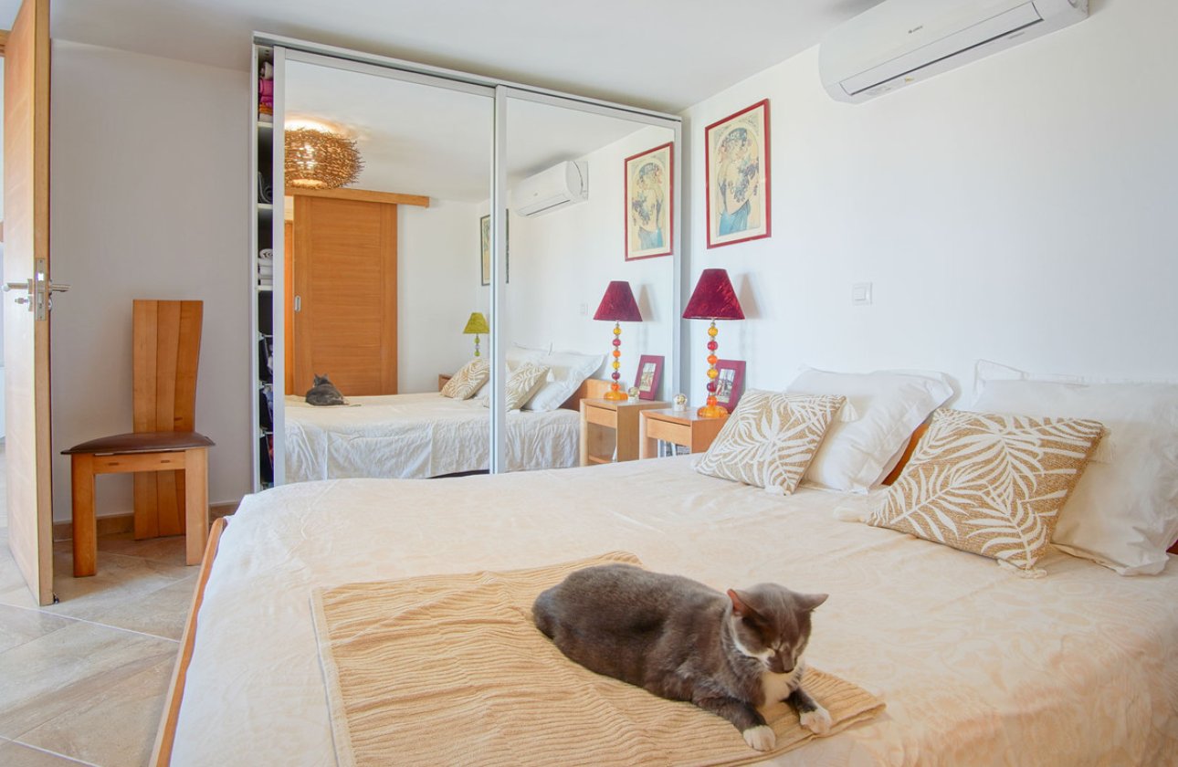 Reventa - Villa -
Pego - Pego Centro