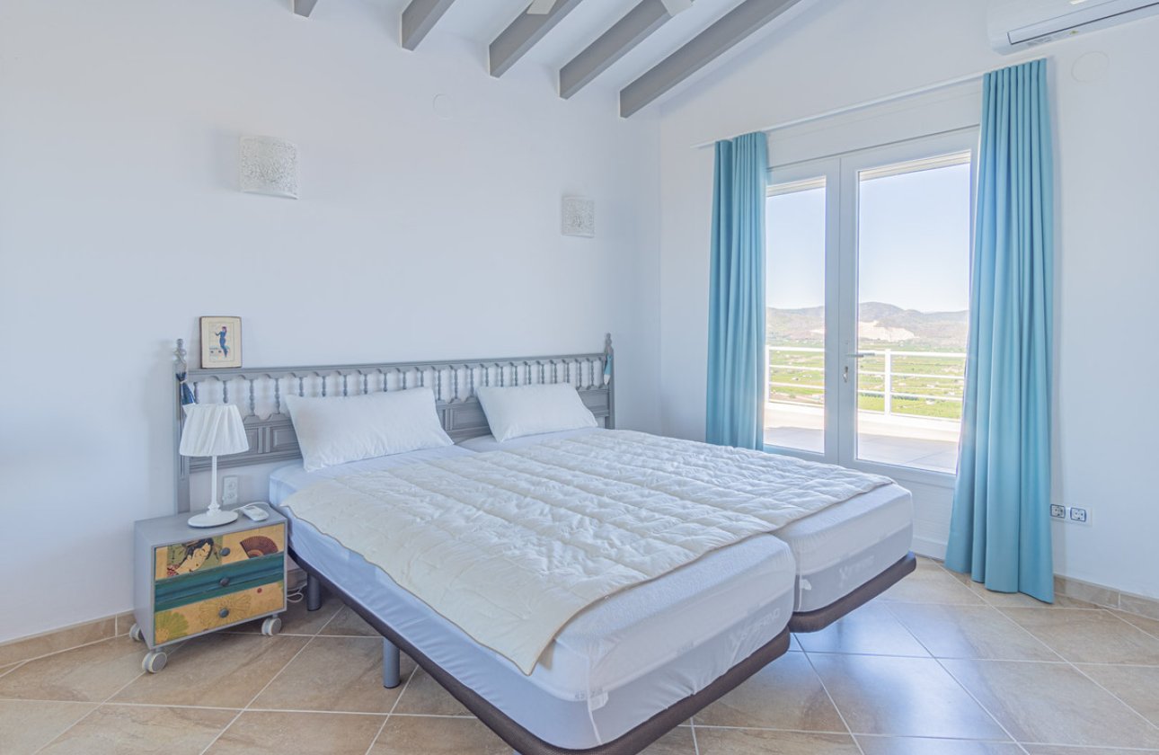 Reventa - Villa -
Pego - Pego Centro