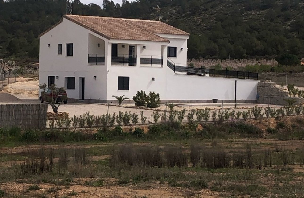 Reventa - Villa -
Pinoso - Pinoso Centro