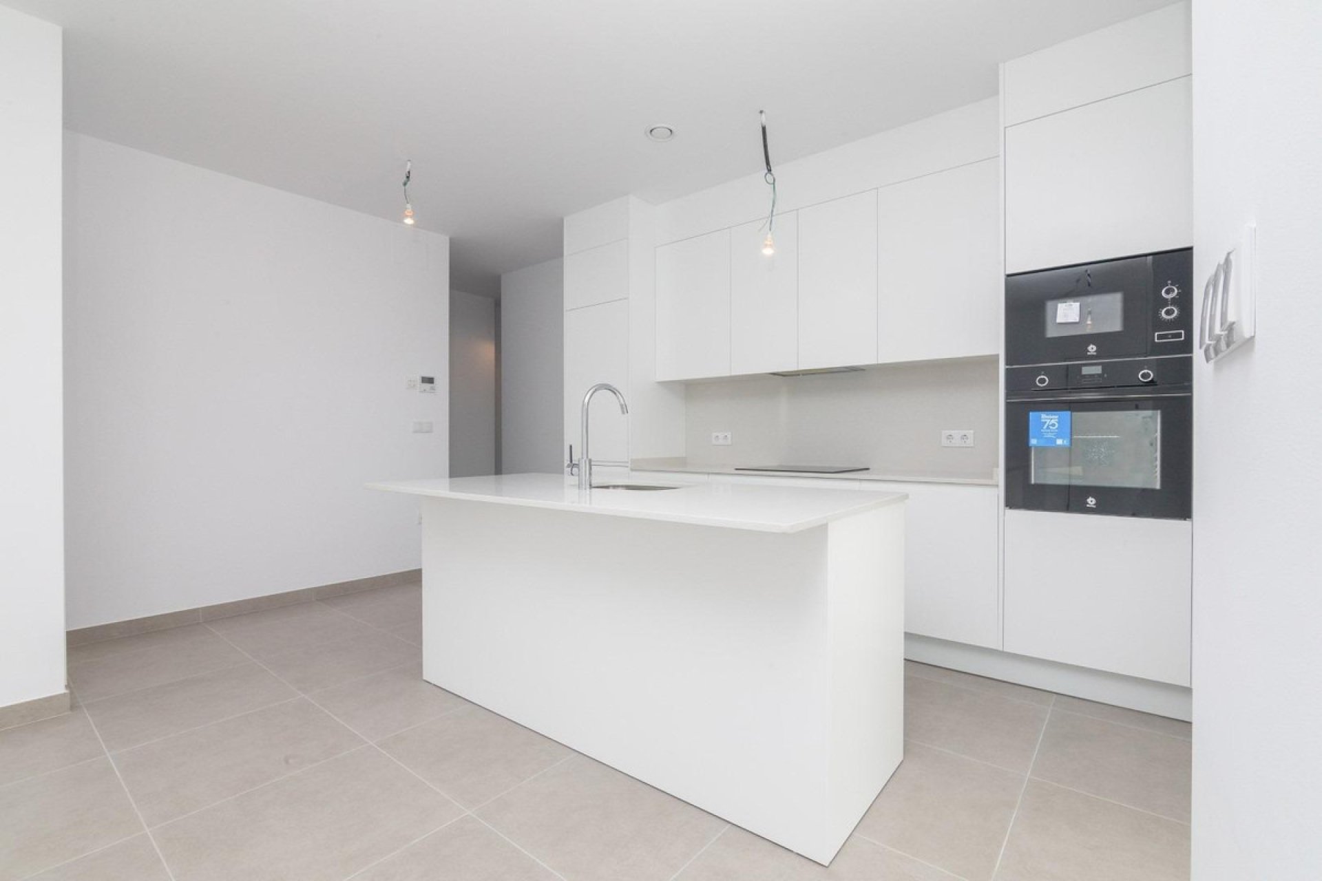 Reventa - Villa -
Polop - Polop Centro