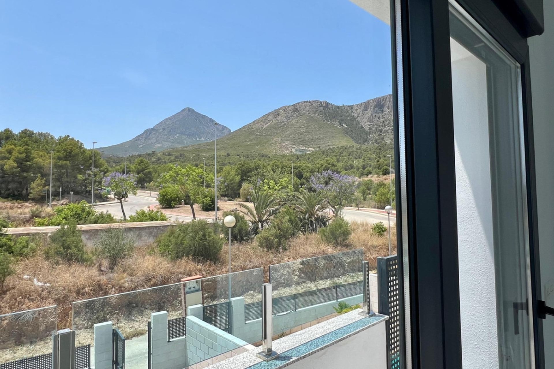 Reventa - Villa -
Polop - Polop Centro