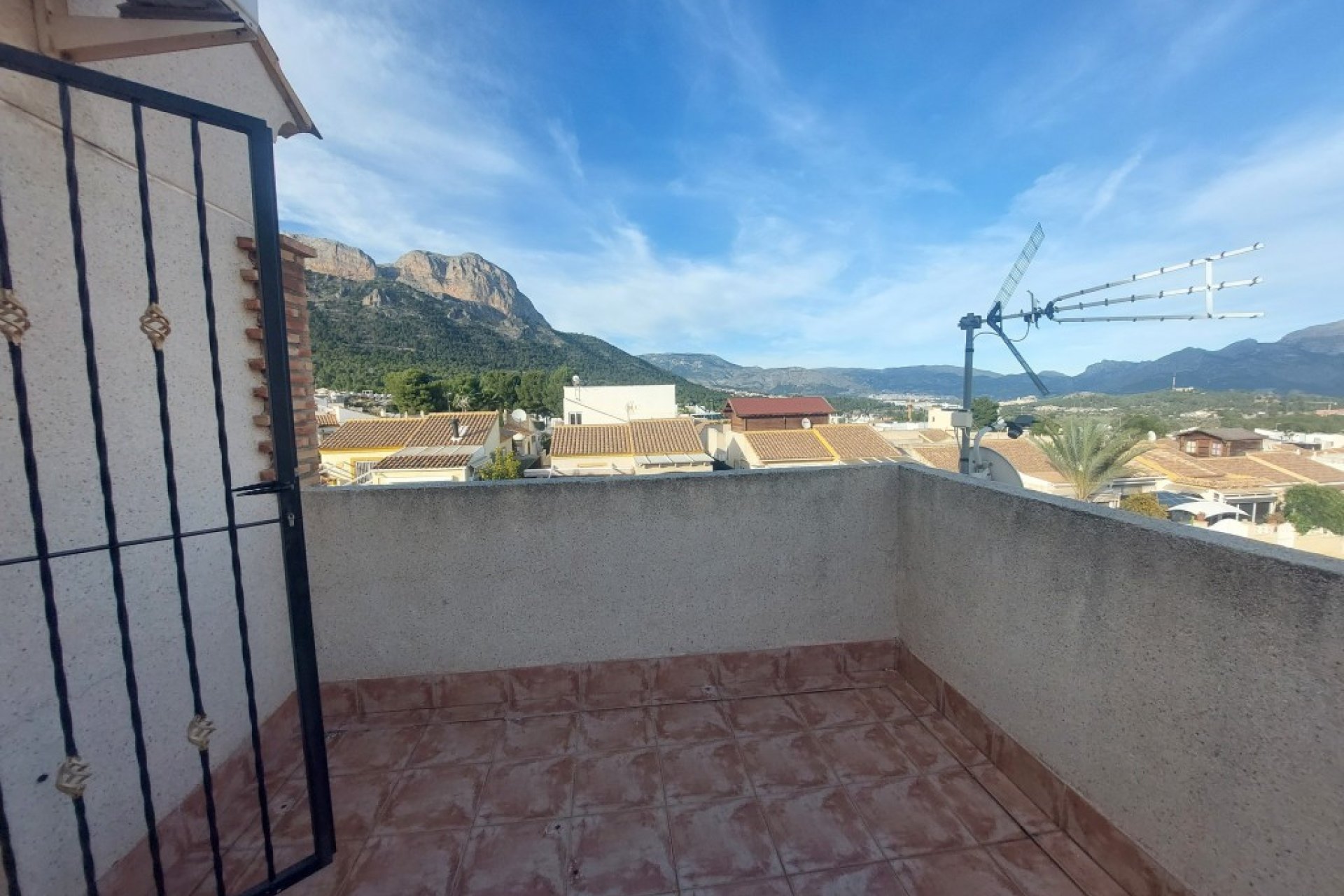 Reventa - Villa -
Polop - Polop Centro