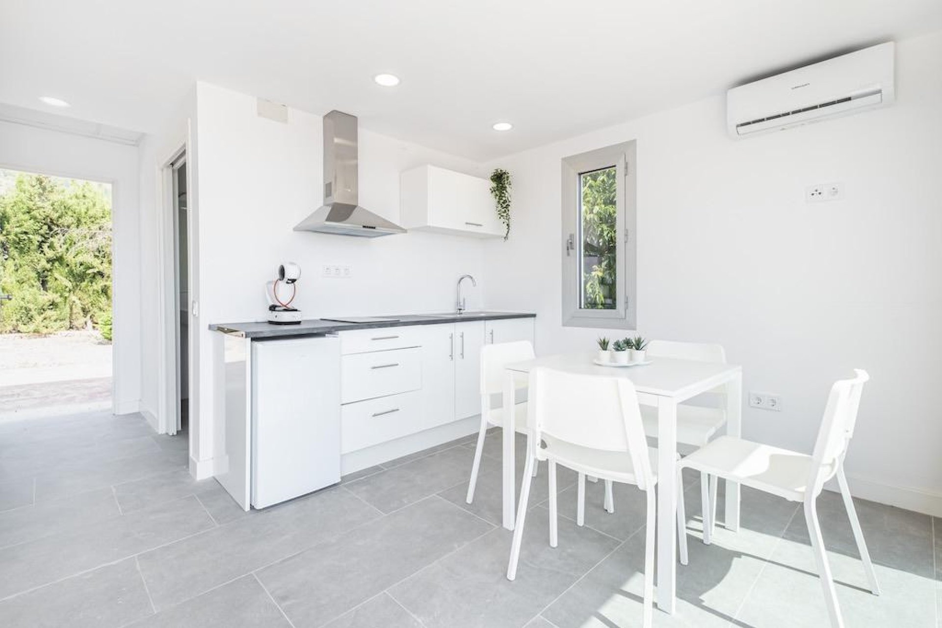 Reventa - Villa -
Polop - Polop Centro