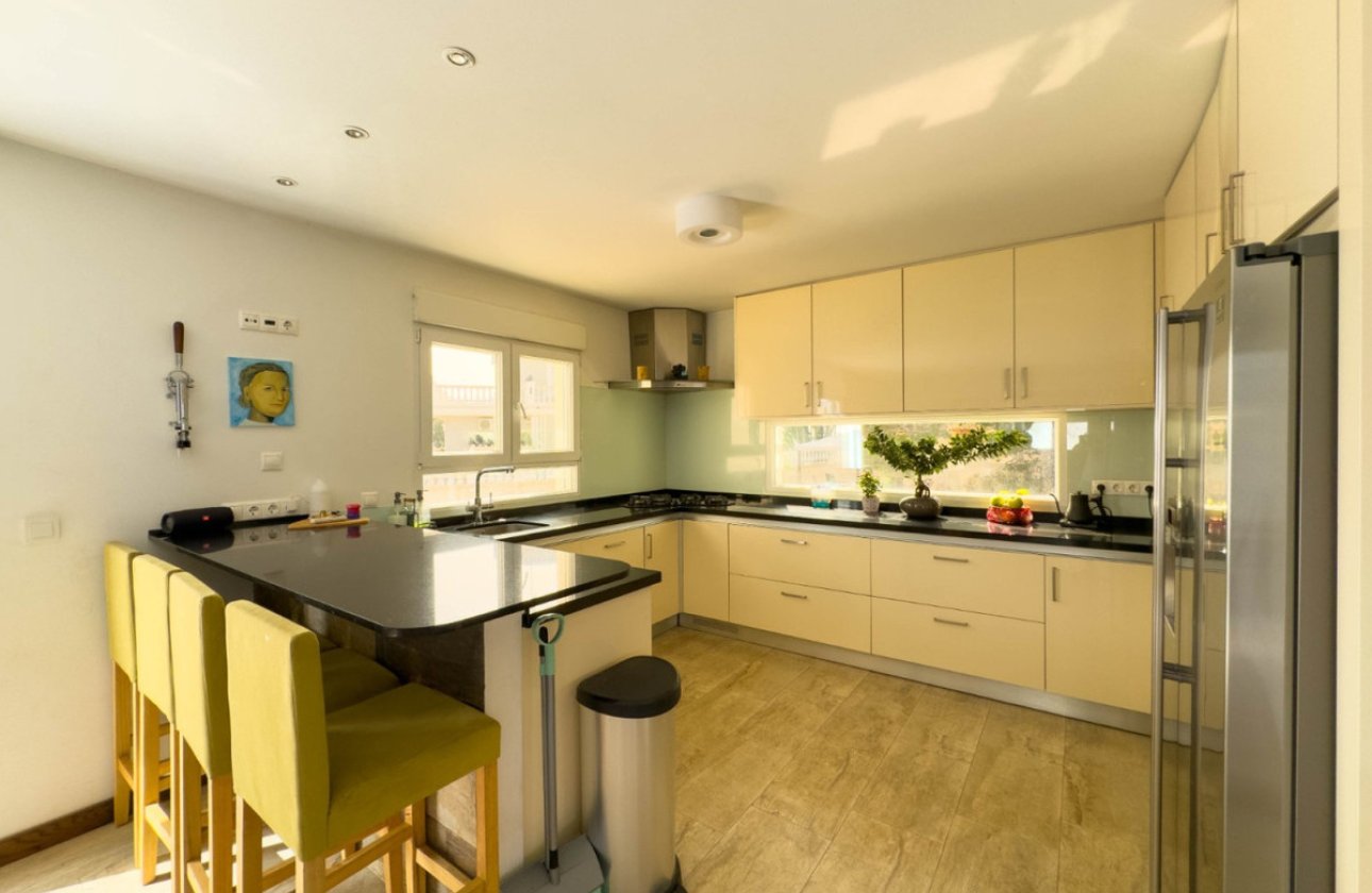 Reventa - Villa -
Rojales - Dona Pepa