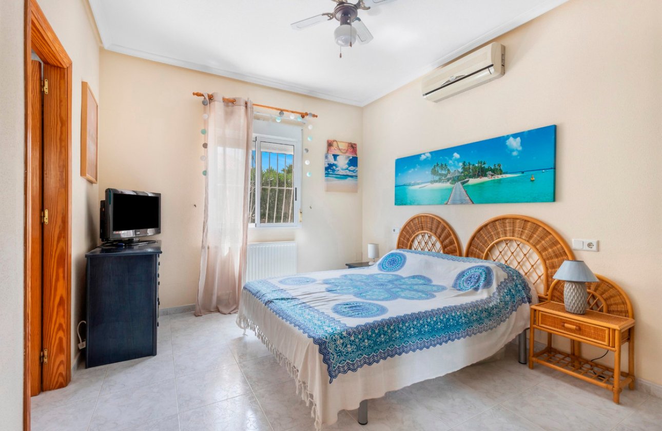 Reventa - Villa -
San Fulgencio - La Marina