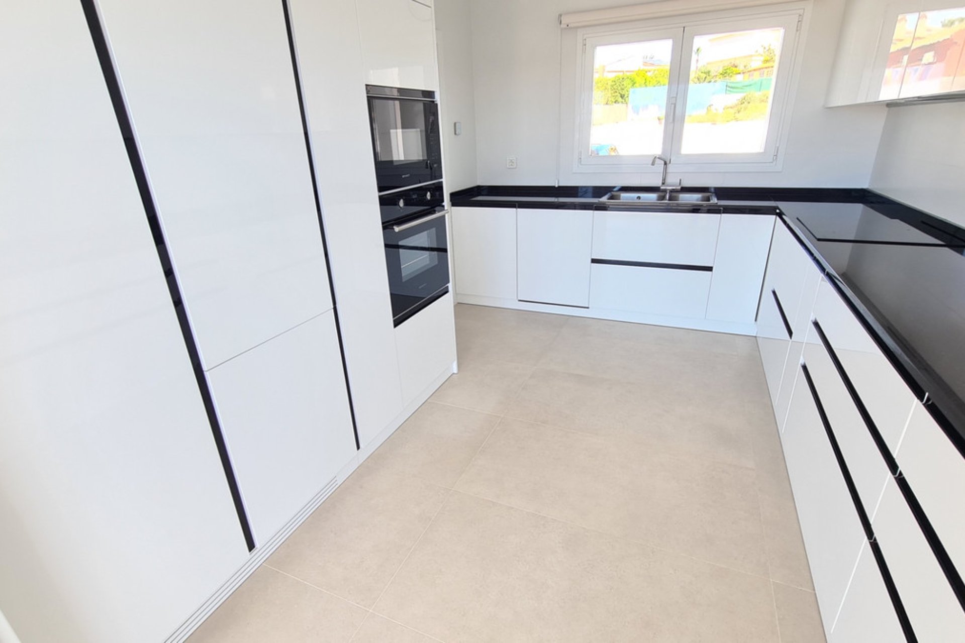 Reventa - Villa -
San Fulgencio - La Marina