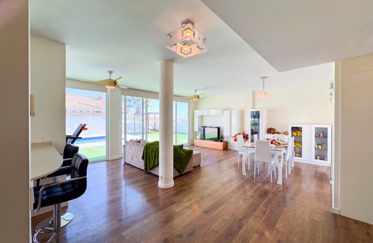 Reventa - Villa -
San Fulgencio - San Fulgencio Centro