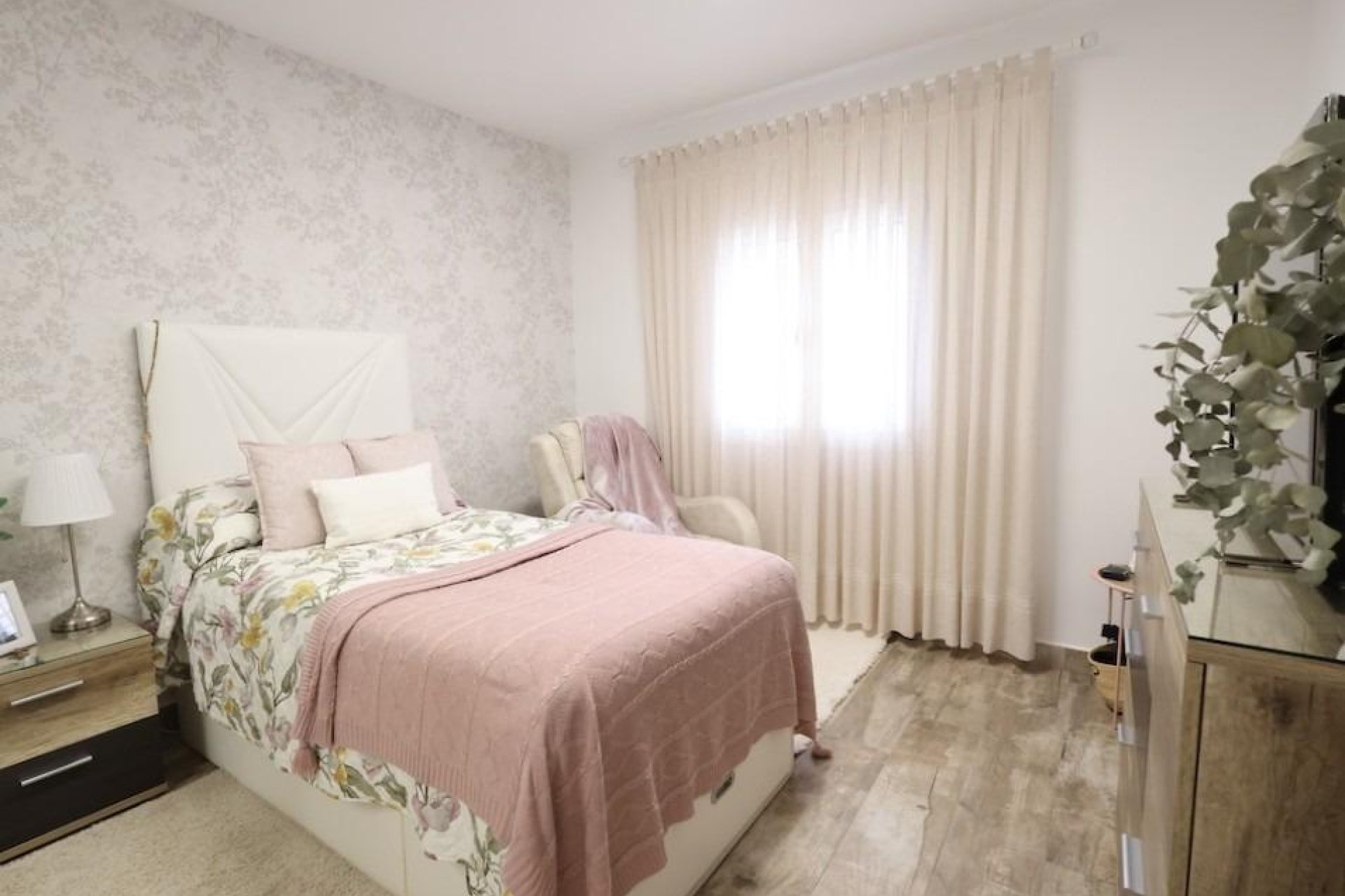 Reventa - Villa -
San Miguel de Salinas - Las filipinas