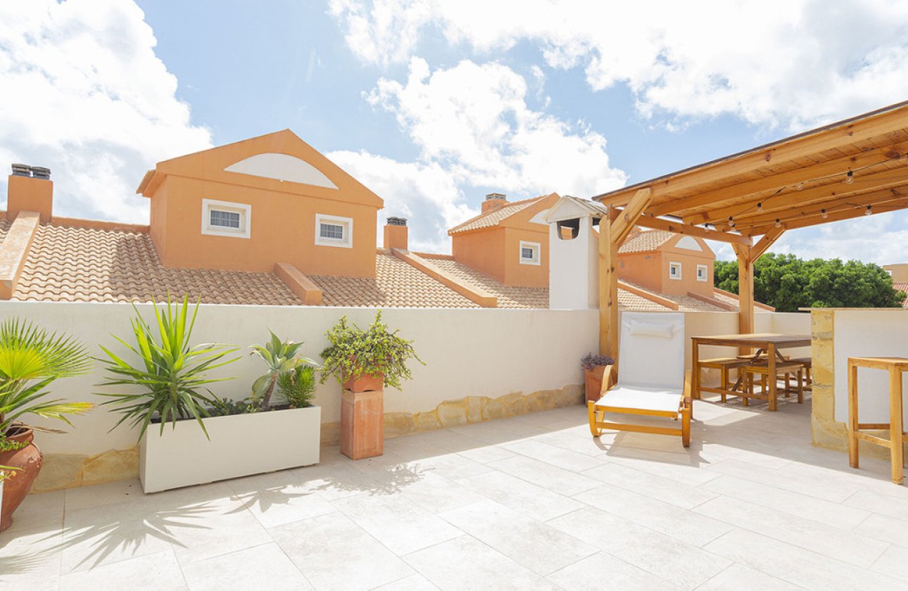 Reventa - Villa -
Torrevieja - La Mata