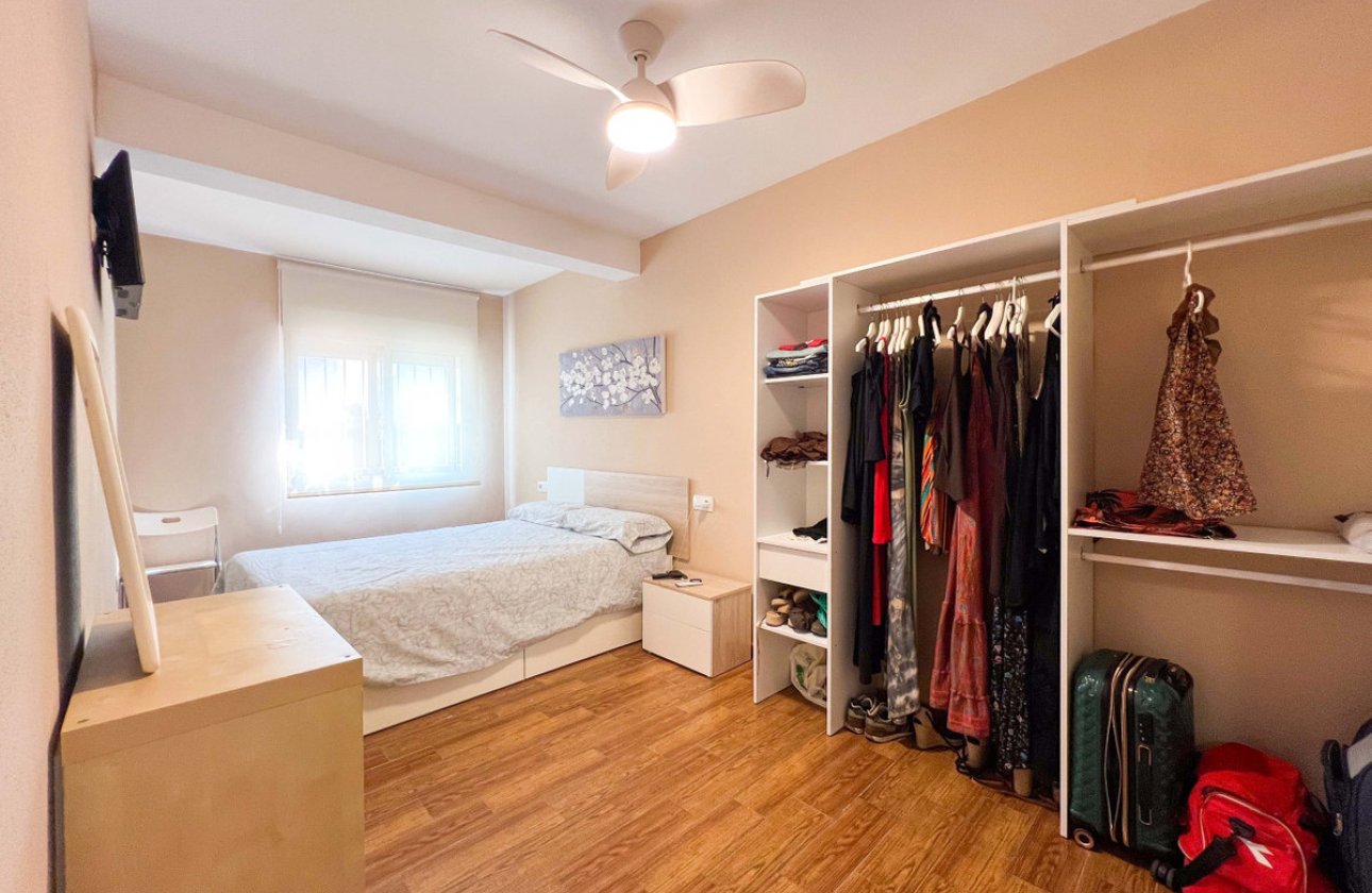 Reventa - Villa -
Torrevieja - La Mata