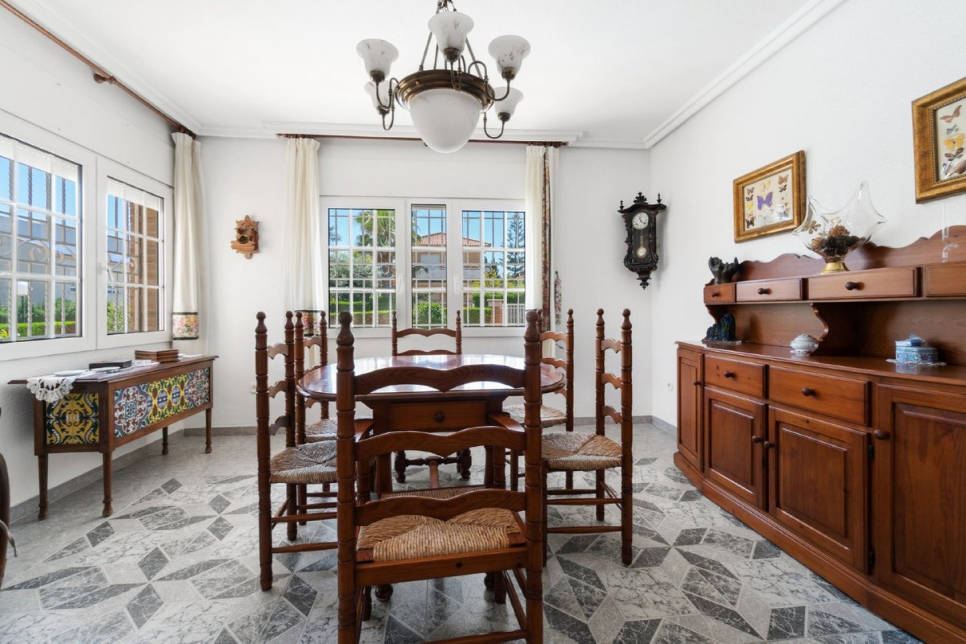 Reventa - Villa -
Torrevieja - La Veleta