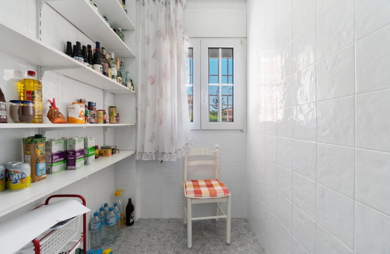 Reventa - Villa -
Torrevieja - La Veleta