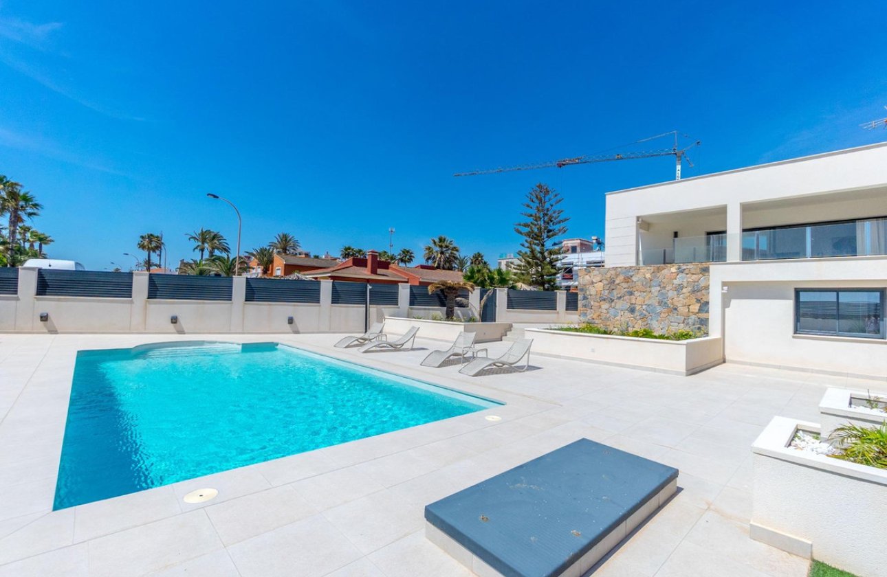 Reventa - Villa -
Torrevieja - La Veleta