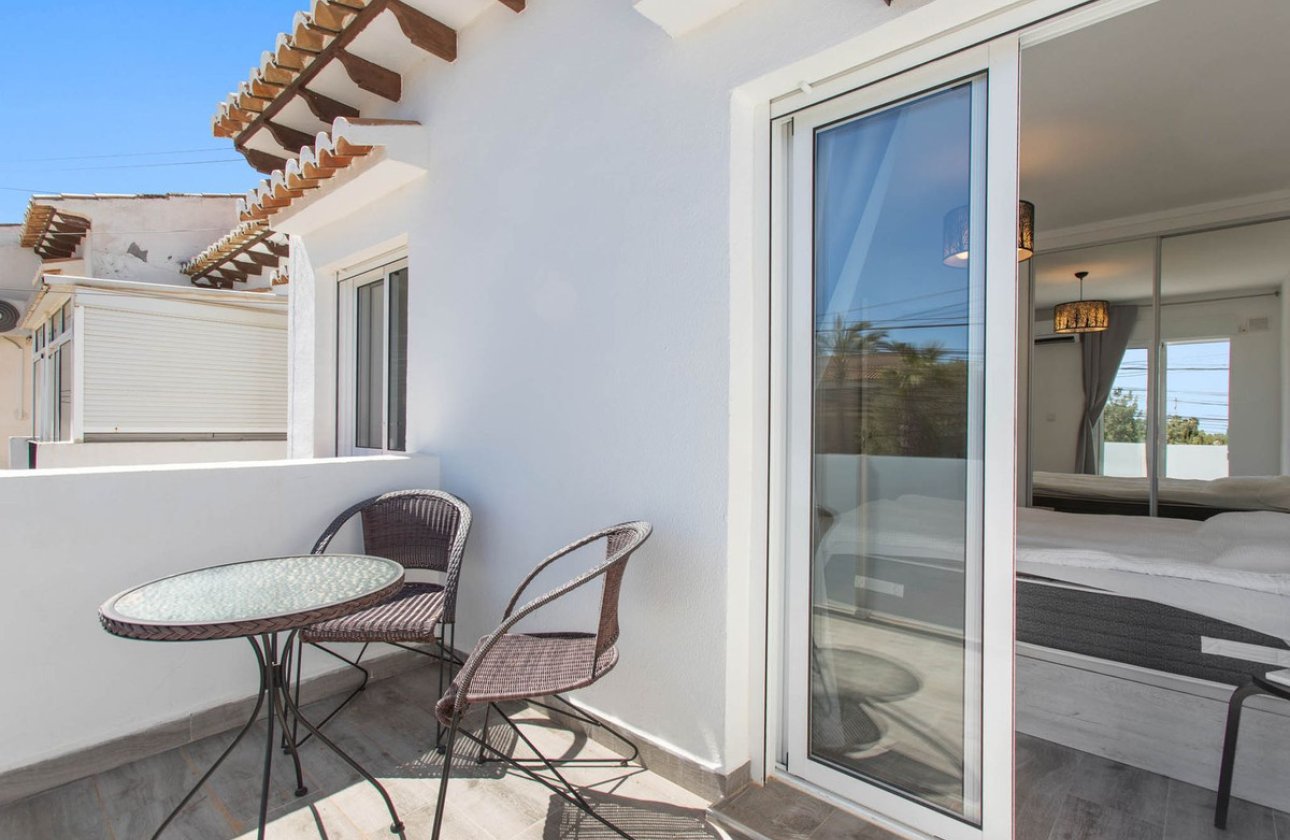 Reventa - Villa -
Torrevieja - Lago Jardin