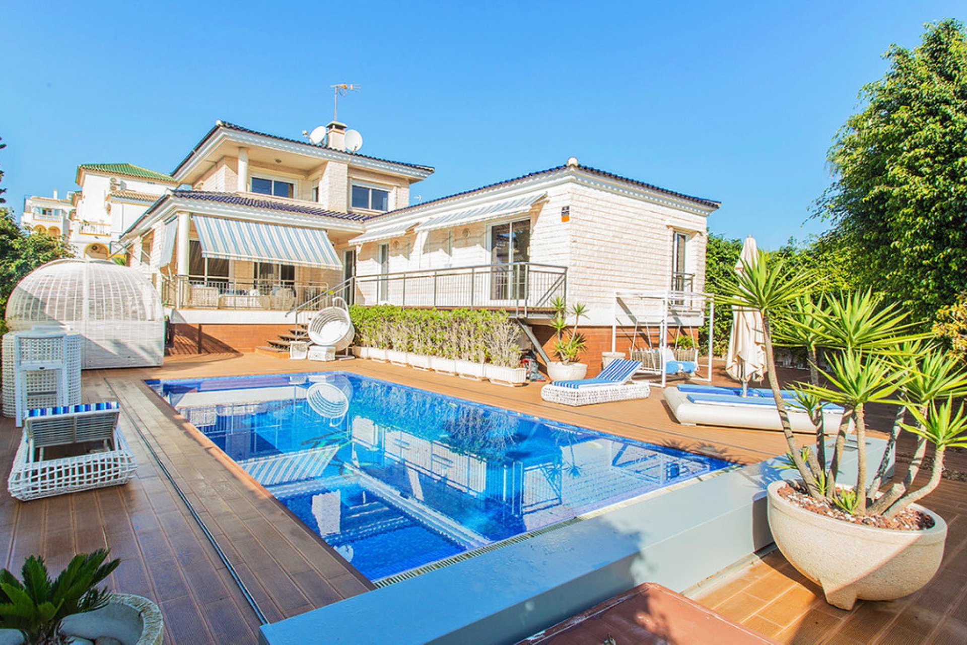 Reventa - Villa -
Torrevieja - Torre la mata