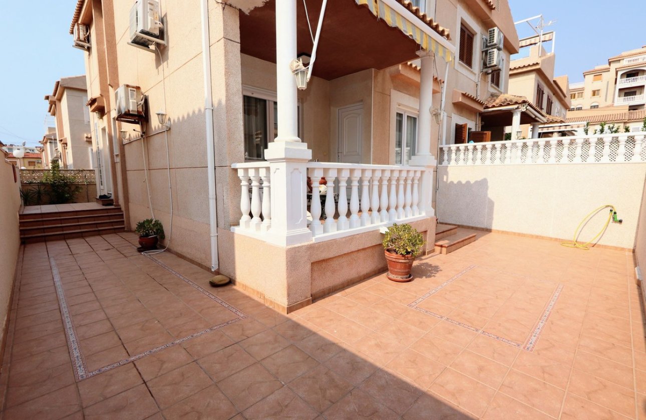 Reventa - Villa -
Torrevieja - Torrevieja Centro