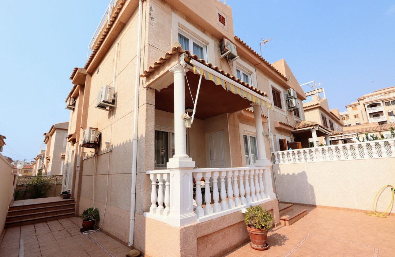 Reventa - Villa -
Torrevieja - Torrevieja Centro