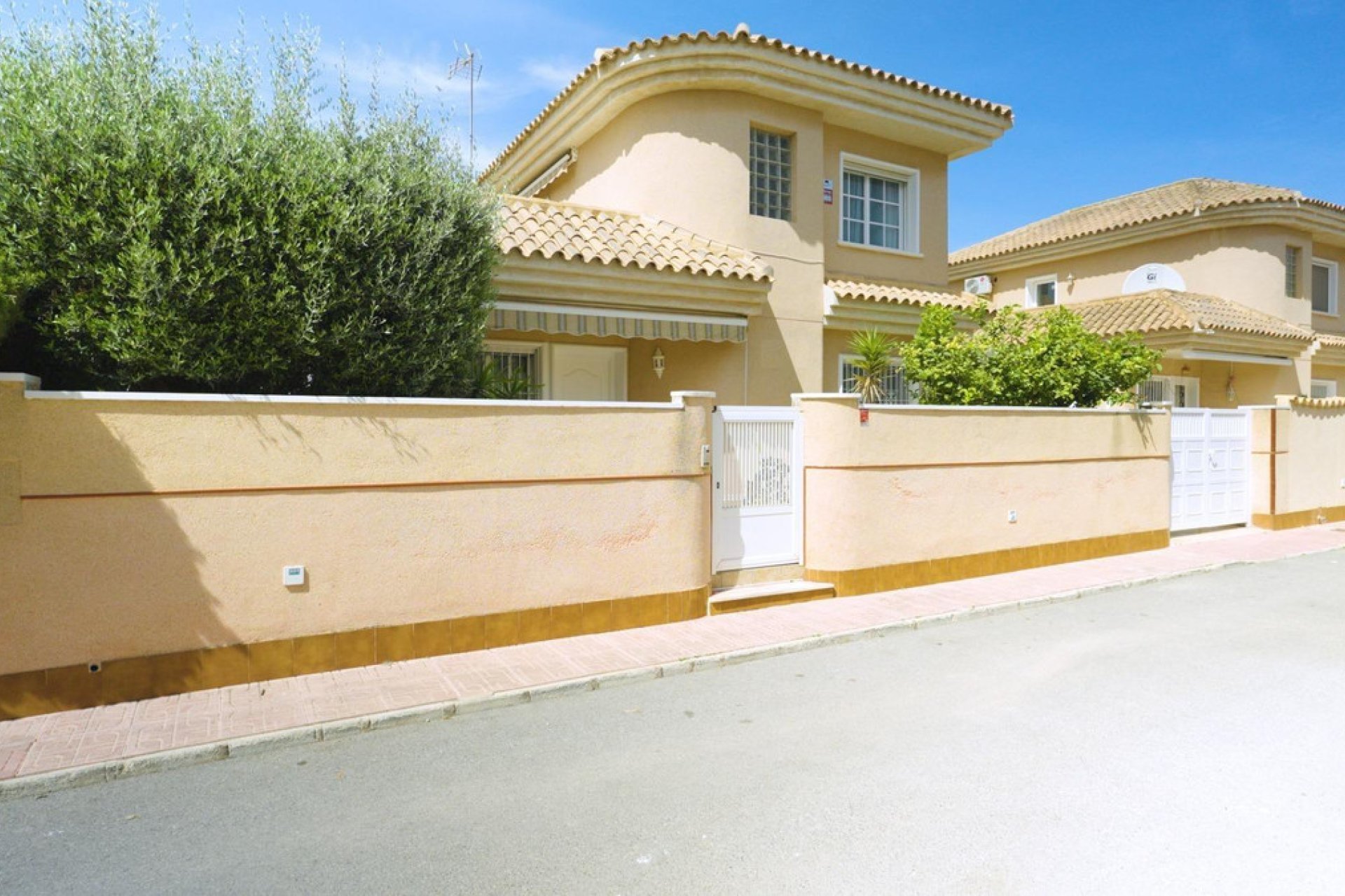 Reventa - Villa -
Torrevieja - Torrevieja Centro