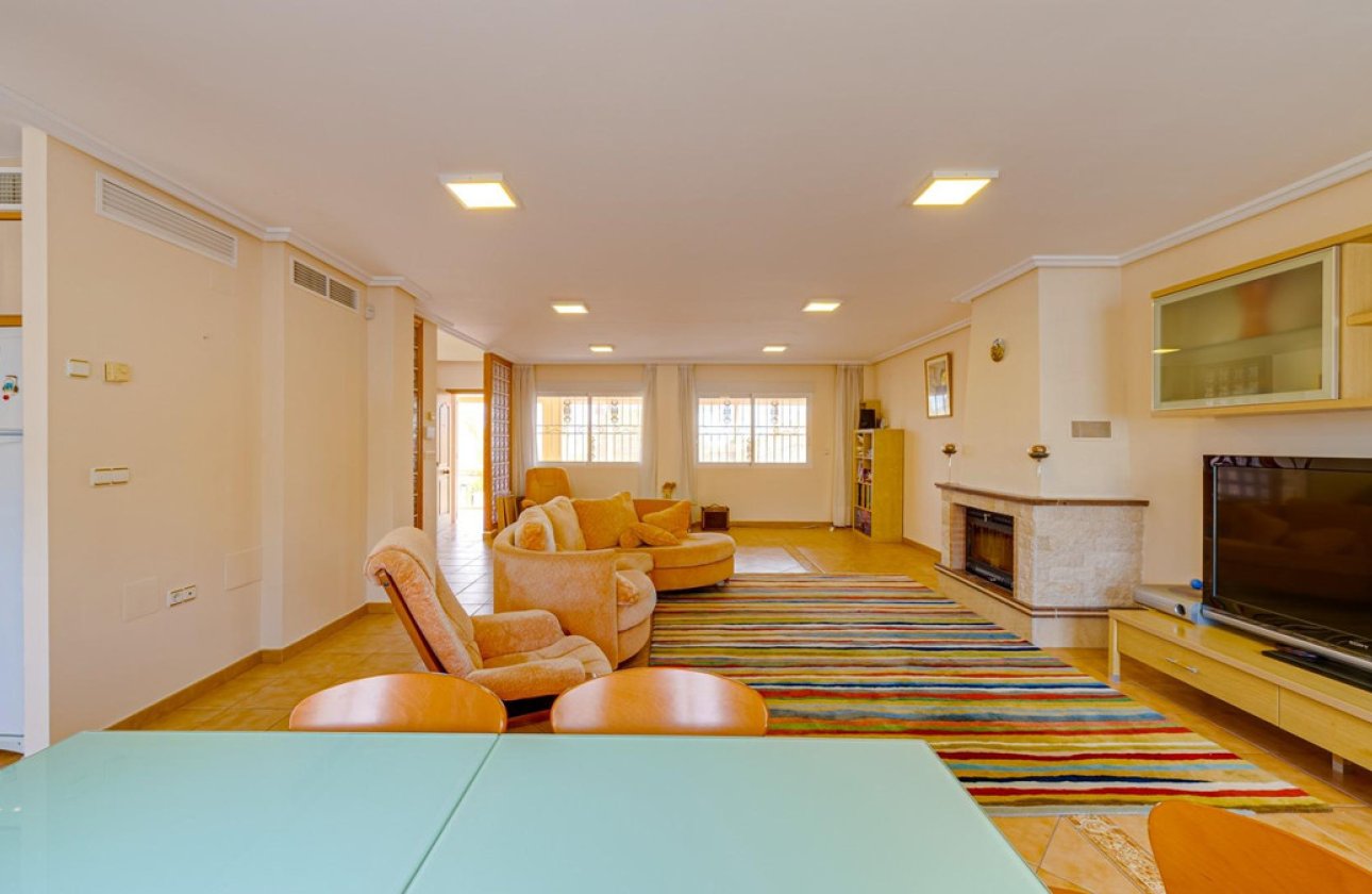 Reventa - Villa -
Torrevieja - Torrevieja Centro