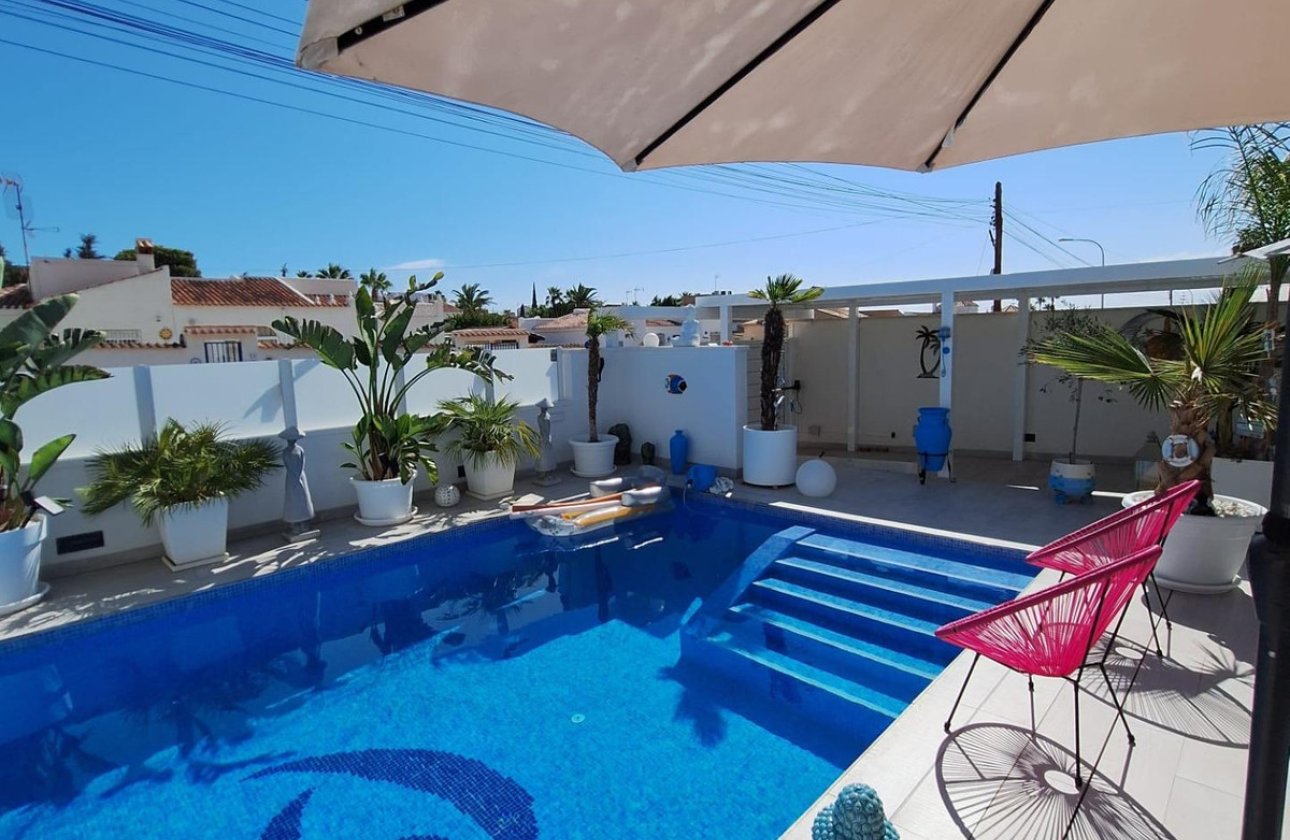Reventa - Villa -
Torrevieja - Torrevieja Centro
