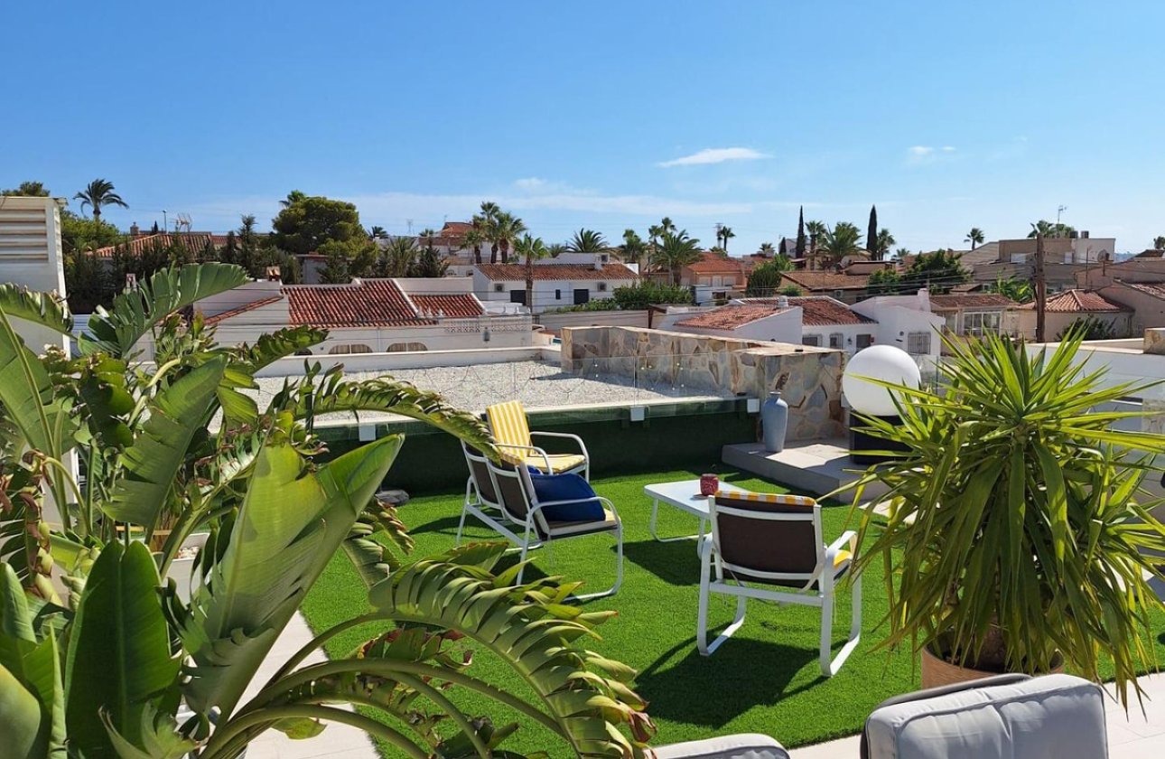 Reventa - Villa -
Torrevieja - Torrevieja Centro