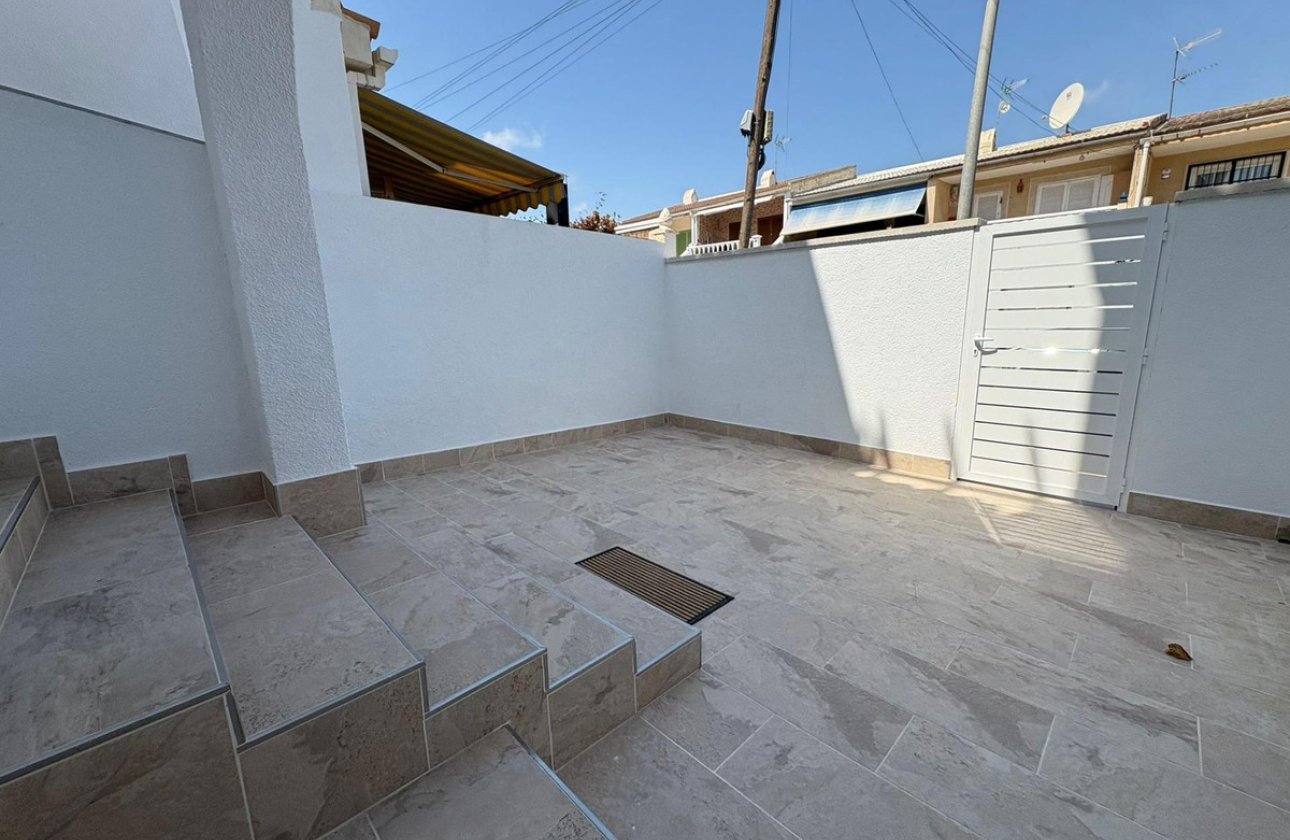 Reventa - Villa -
Torrevieja - Torrevieja Centro