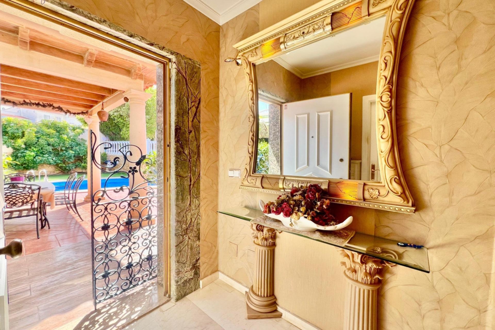 Reventa - Villa -
Torrevieja - Torrevieja Centro