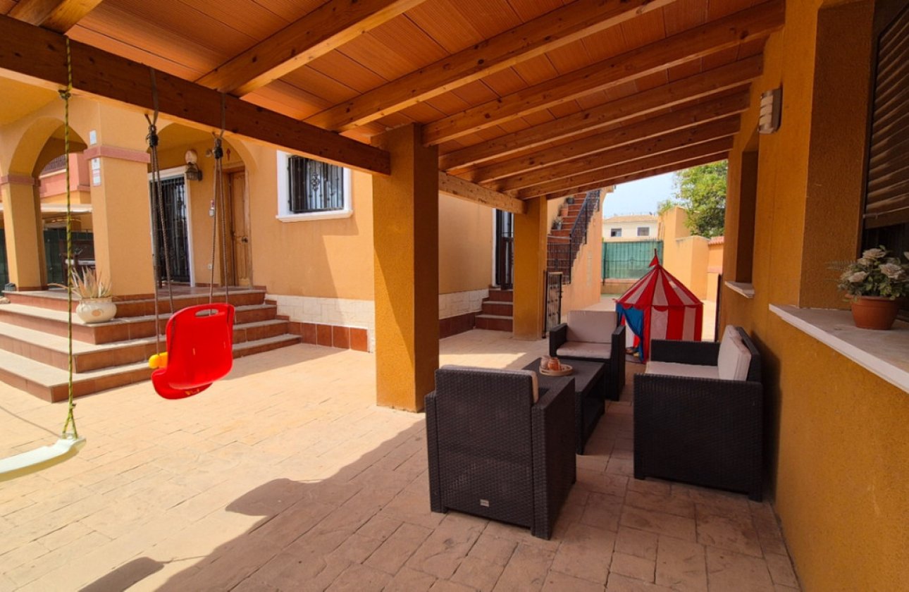 Reventa - Villa -
Torrevieja - Torrevieja Centro