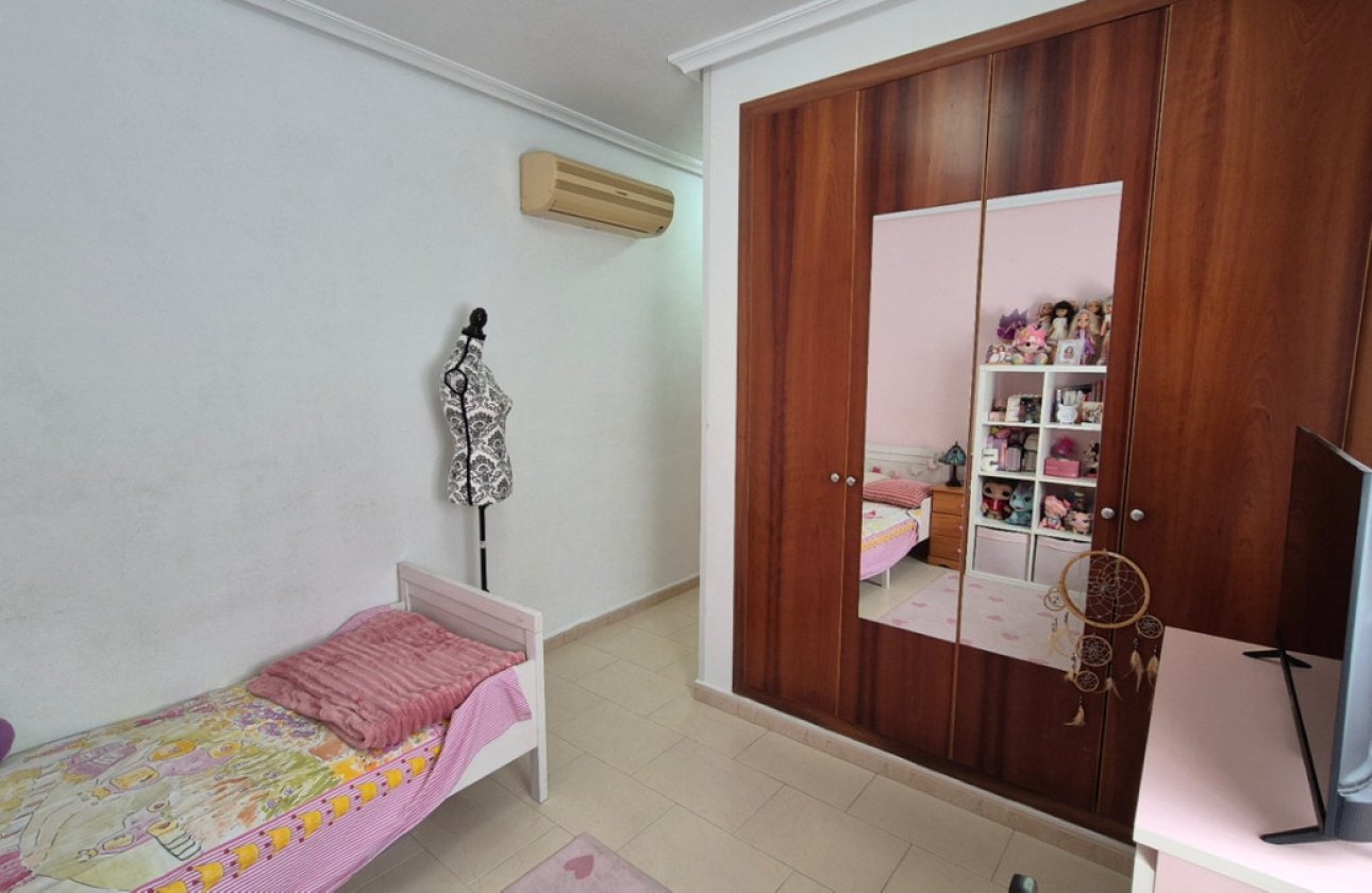 Reventa - Villa -
Torrevieja - Torrevieja Centro