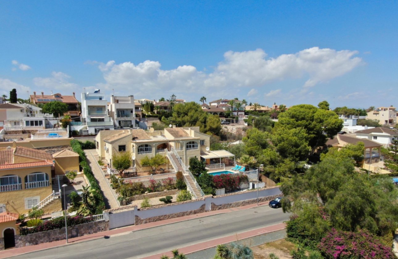 Reventa - Villa -
Torrevieja - Torrevieja Centro