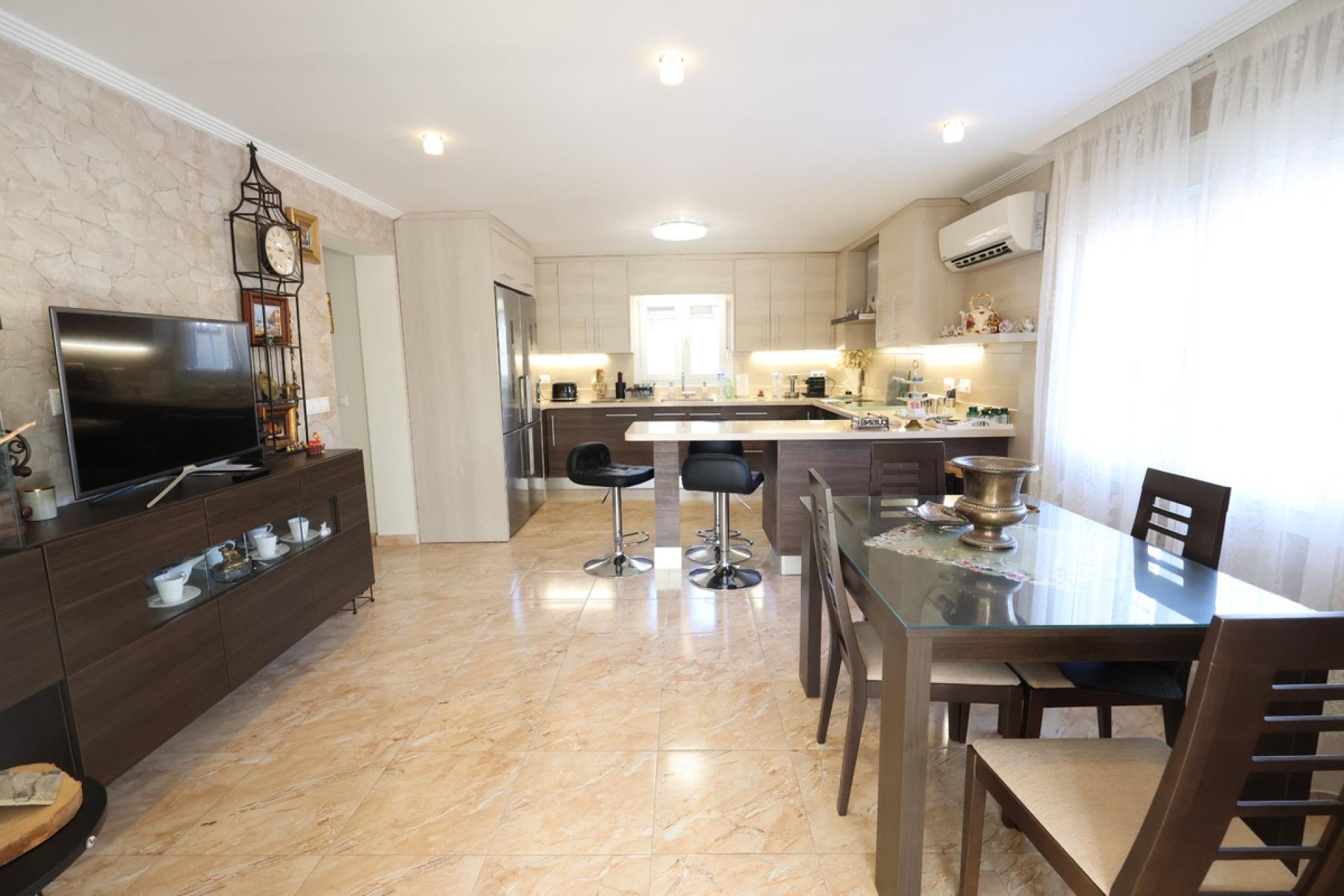 Reventa - Villa -
Torrevieja - Torrevieja Centro