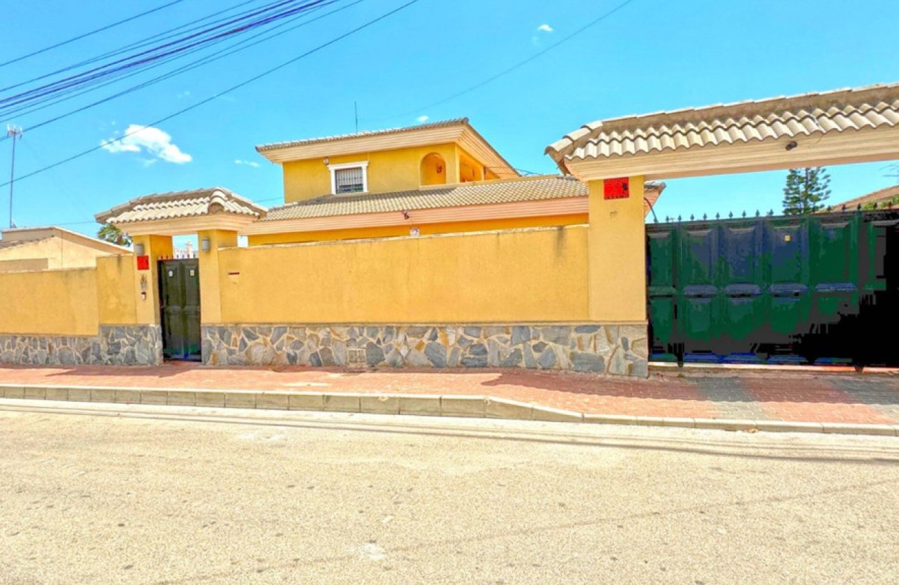 Reventa - Villa -
Torrevieja - Torrevieja Centro