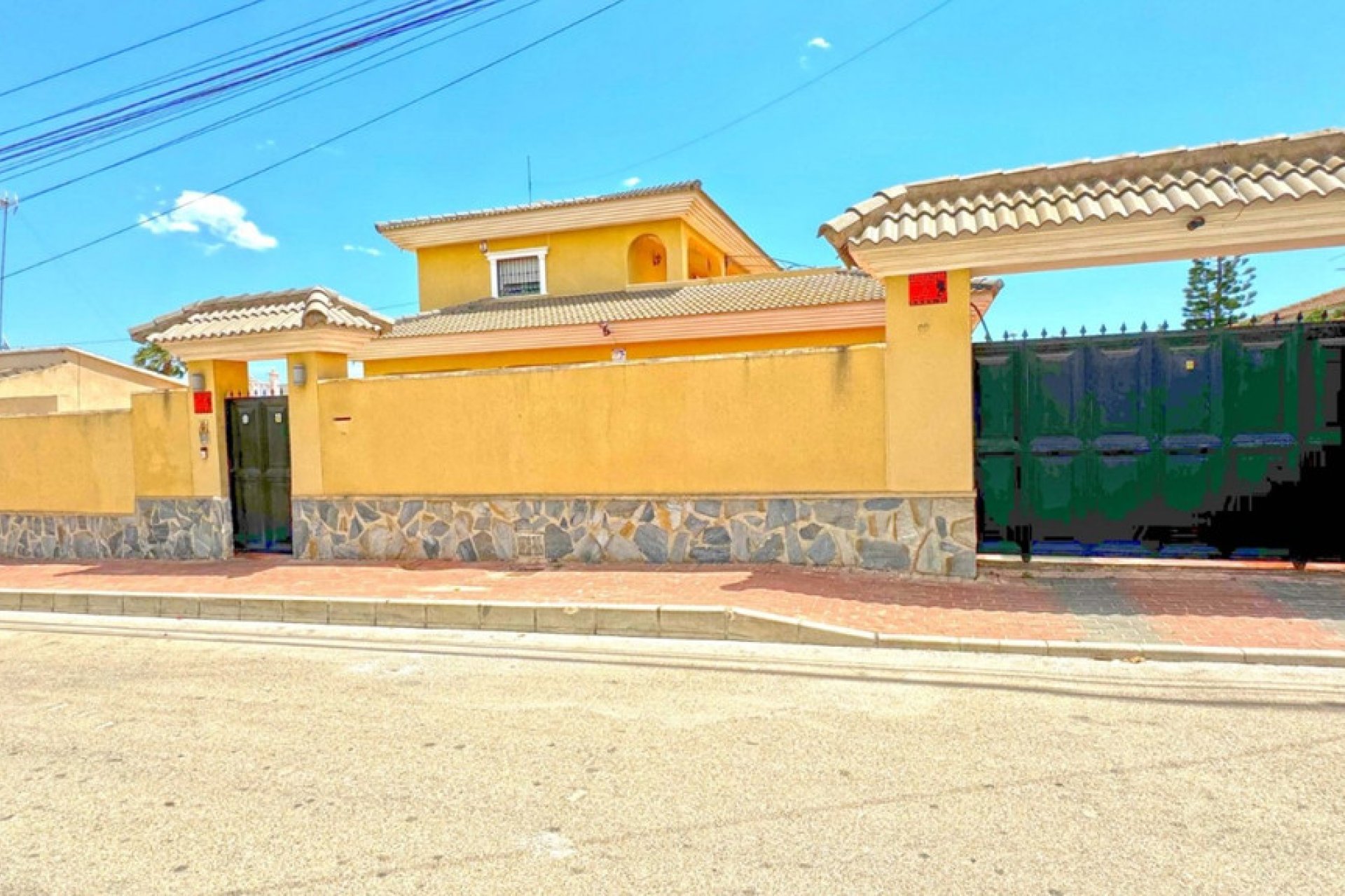 Reventa - Villa -
Torrevieja - Torrevieja Centro