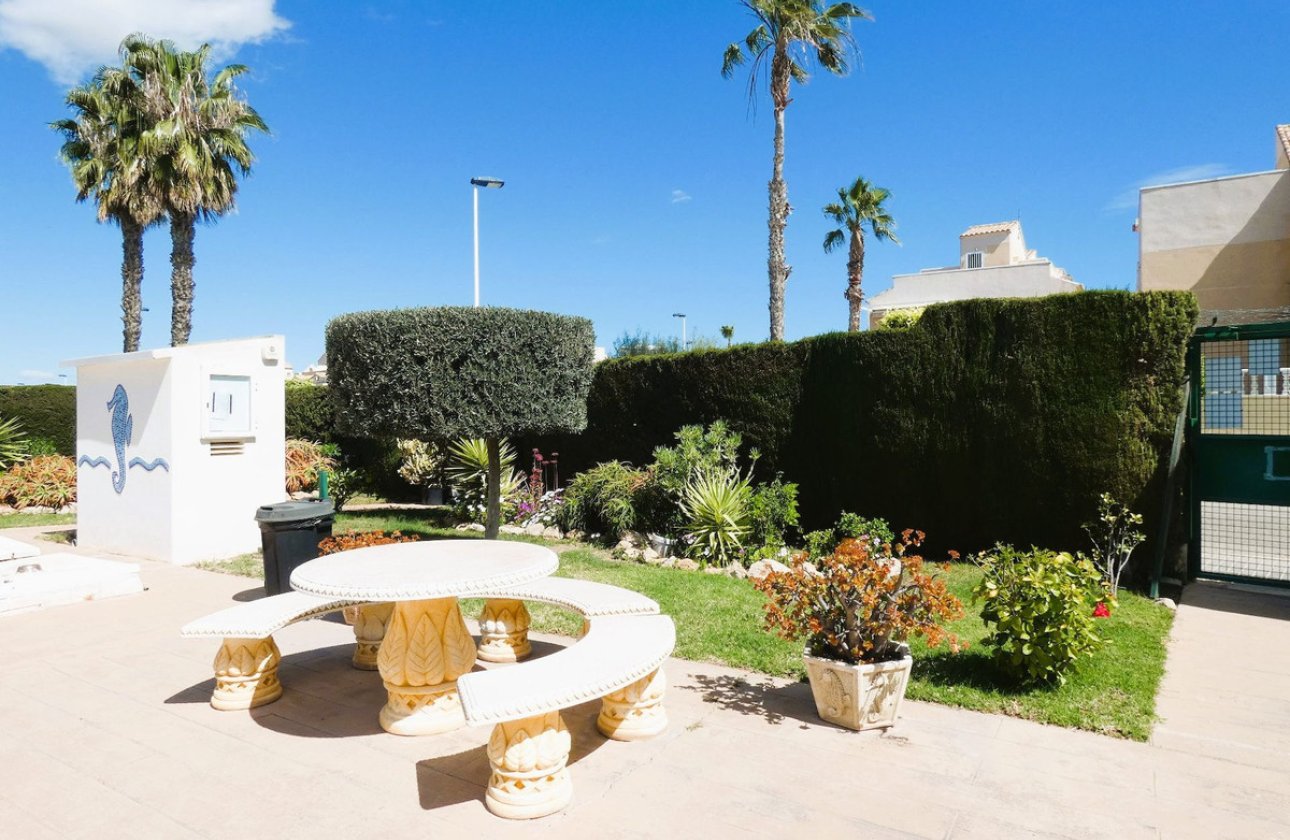 Reventa - Villa -
Torrevieja - Torrevieja Centro