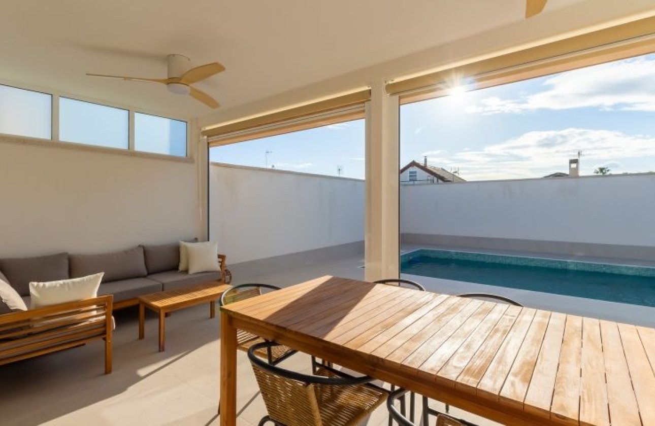 Reventa - Villa -
Torrevieja
