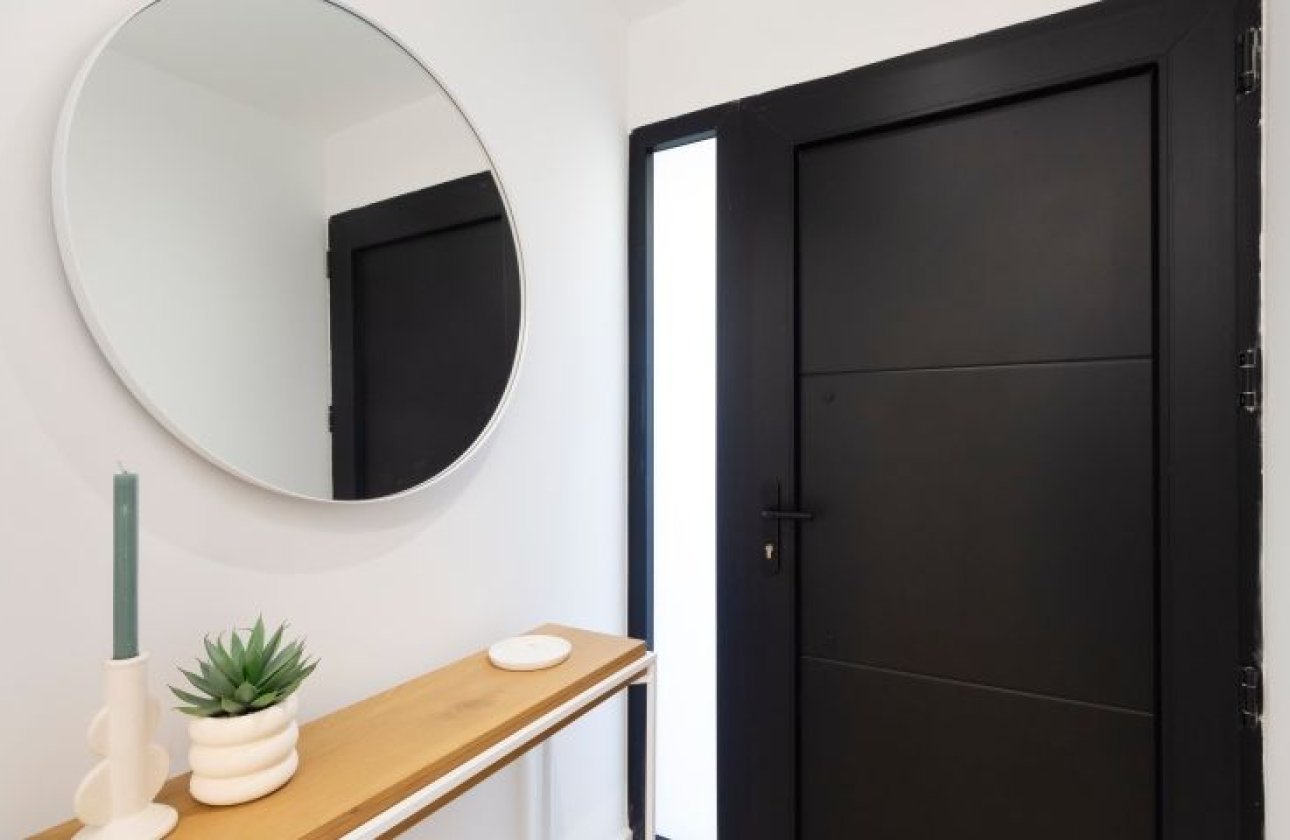 Reventa - Villa -
Torrevieja