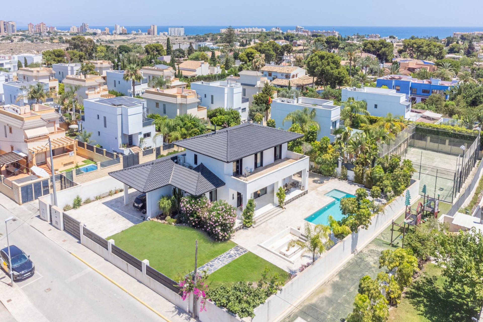 Reventa - Villa -
Villena - San Juan