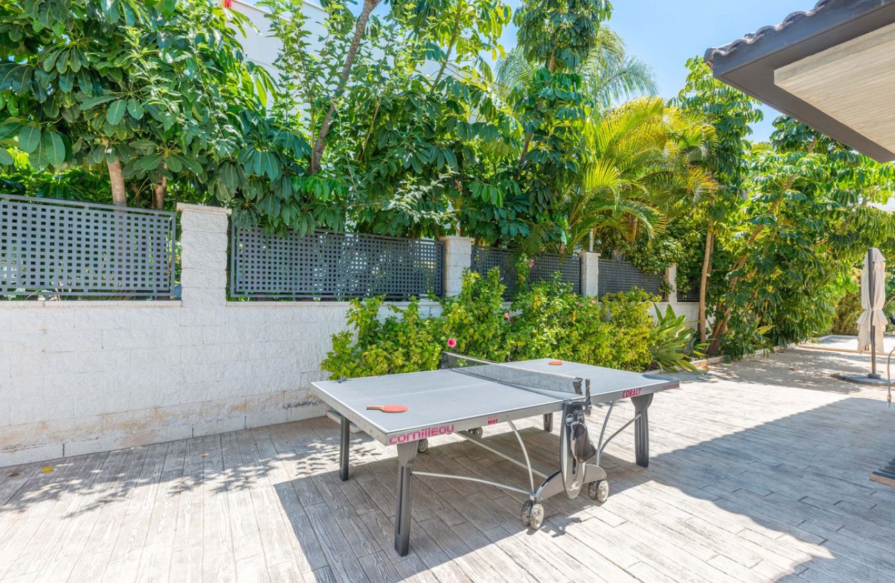 Reventa - Villa -
Villena - San Juan