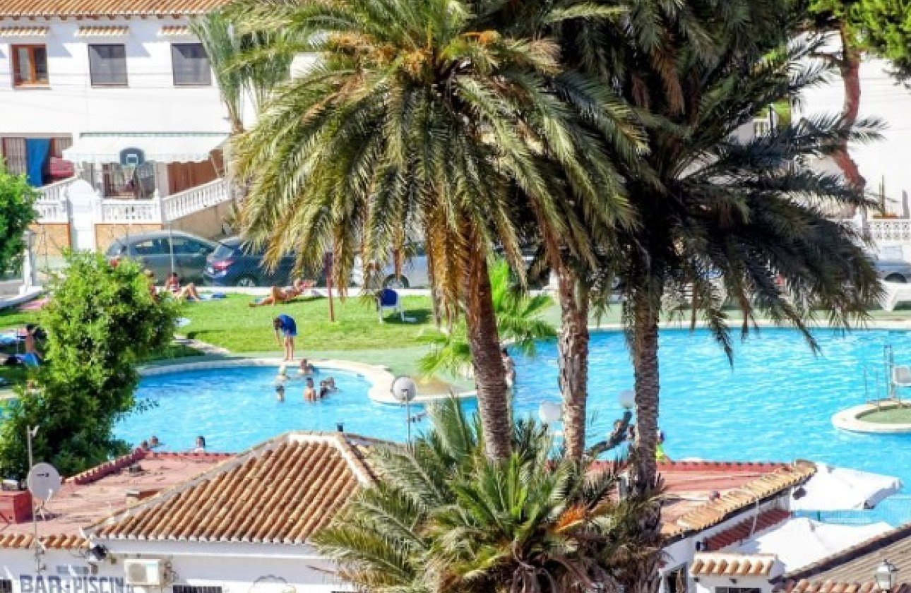 Téli bérlés - Bungaló -
Los Balcones - Lago Jardin