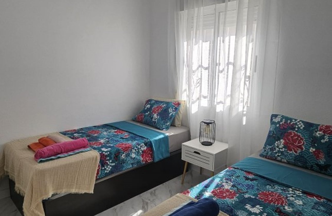 Téli bérlés - Bungaló -
Orihuela Costa - Playa Flamenca