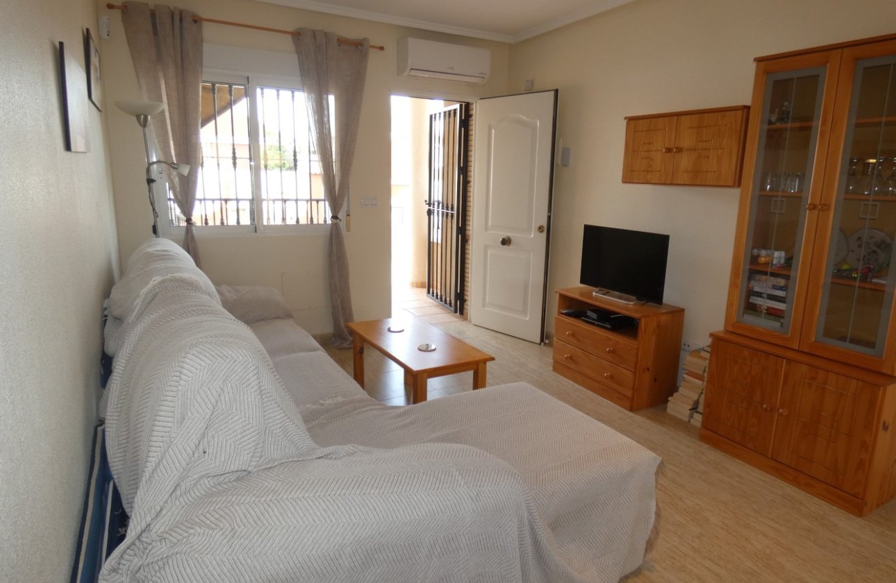 Téli bérlés - Bungaló -
Orihuela Costa - Villamartín