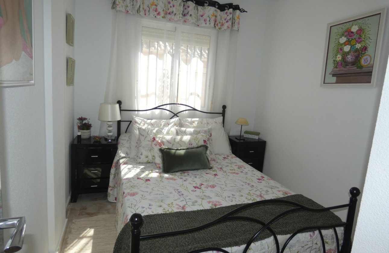 Téli bérlés - Sorház -
Orihuela Costa - Playa Flamenca