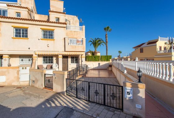 Town House - Resale - Orihuela - Villamartin