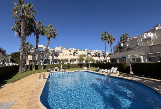 Townhouse - Resale - La Florida -
                La Florida